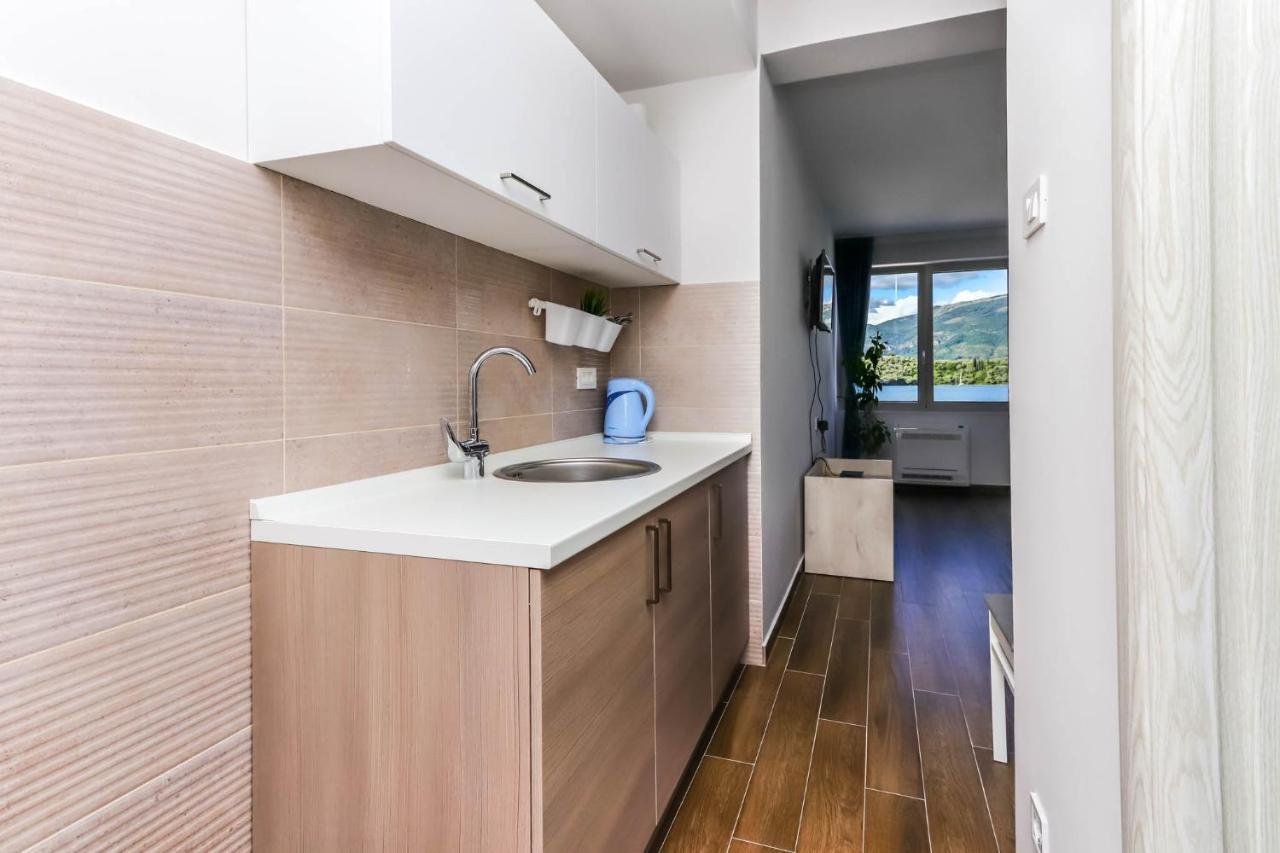 Timea Apartment Tivat Exterior photo