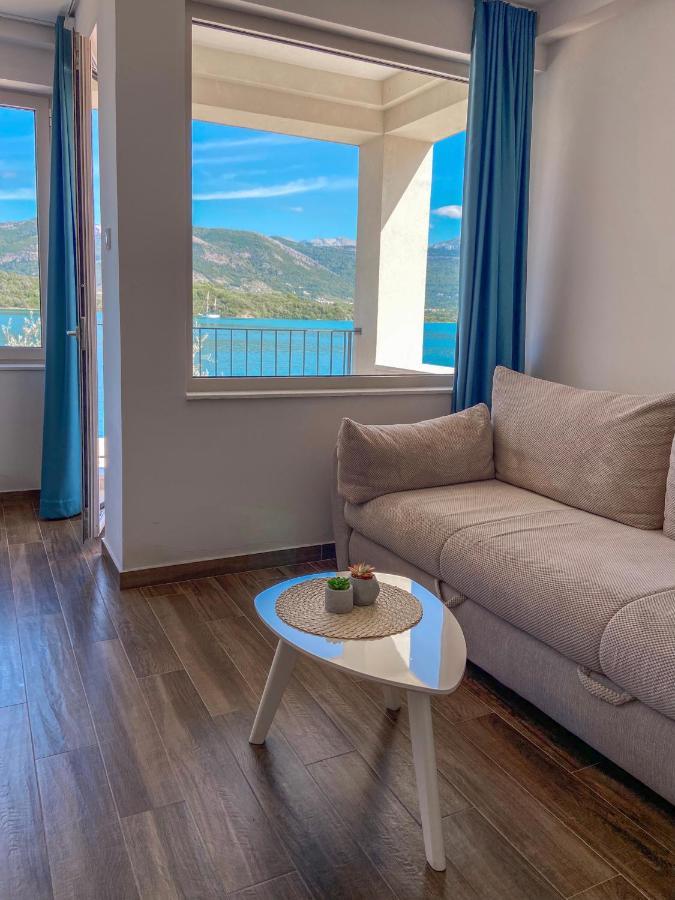 Timea Apartment Tivat Exterior photo